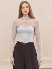 lacRébo ملابس علوية ذات أكمام واسعة مع فتحة رقبة مقطوعة وجسم مناسب للحفلات باللون الأزرق السماوي مع تطريز الدانتيل