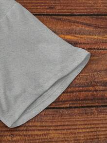 SHEIN Plus Size Cross Print Round Neck T-Shirt Graphic Tees Women Tops - Grey - View 4