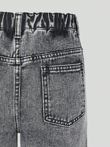 SHEIN ChillGRL 少女牛仔裤，秋冬新款，黑灰色，Y2K风格，3D立体花卉刺绣，宽松阔腿，做旧破洞设计，舒适棉质牛仔面料，适合日常穿着、上学和通勤，春夏百搭，适合11-12岁女孩，裤身饰有蝴蝶和花朵图案。 - 灰色 - 查看 9