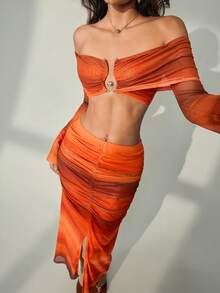 Lyxana 2025秋冬新款女士露肩金属扣性感渐变印花长袖两件套 - 橘色 - 查看 4