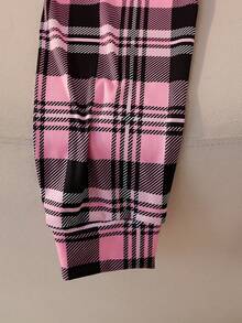 مجموعة من قطعتين للبنات تتكون من ملابس علوية كم طويل بطبعة مربعات وبنطلون ملائم للارتداء اليومي والراحة المنزلية - وردي فاتح - مشاهدة 4