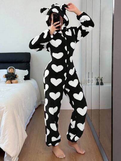 SHEIN 女士毛绒全幅爱心提花耳朵装饰长袖3D耳朵连帽睡衣连体衣，蓬松冬季