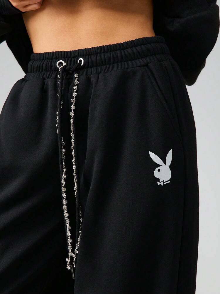 Missguided x Playboy ラインストーン付きヘム&ロゴ入り ワイドレッグジョガーパンツ カジュアルルームウェア 快適