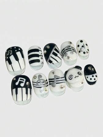 Kawaii Puntas de uñas postizas hechas a mano con alas de metal en forma de corazón romántico con encaje, nota musical y serie rosa, estilo de bailarina, producción masiva, adecuado para salidas diarias y citas