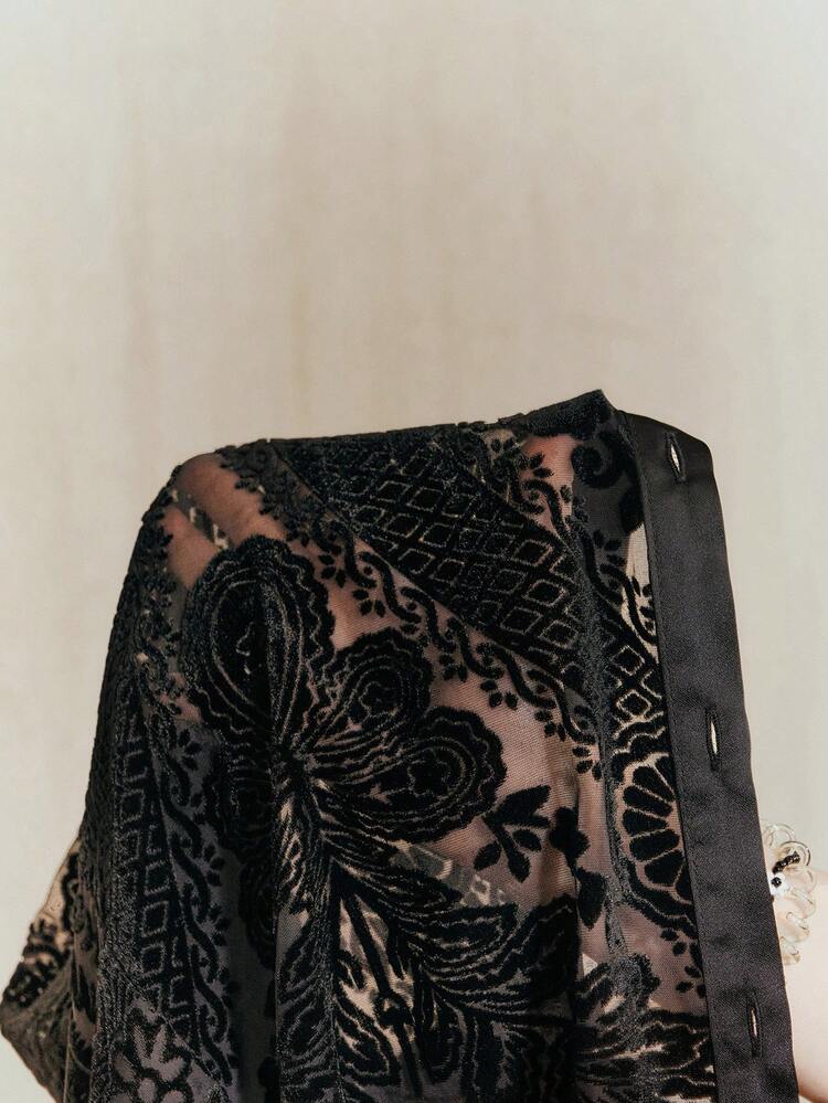 Blusa elegante y vintage de terciopelo con diseño de botones sueltos, efecto estilizante, para el Día de San Valentín, top negro