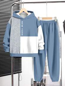 2件套青少年男童休闲宽松舒适长袖连帽衫和长裤套装，适合秋冬季节穿着，经典撞色拼接印花，经典纽约城市名称印花