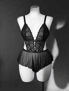 Body camisol transparent din plasă neagră cu model patchwork, mărime plus - Negru - Vizualizare 6