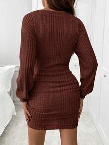 SHEIN Vestido casual de maternidade liso, cor sólida, decote em V, ombros caídos, mangas compridas e modelagem canelada. - Castanho - Ver 2