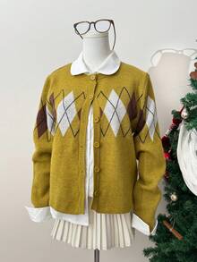 SHEIN Unity Áo khoác cardigan dệt kim cổ tròn, cài cúc đơn, họa tiết hình thoi màu xanh lá cây lấy cảm hứng từ rau củ muối chua, mẫu mới Xuân/Hè 2026, thích hợp mặc đi làm và dạo phố. - xanh quân đội - Xem 2