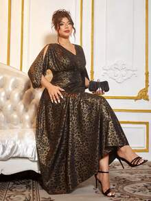 Cravure 大码女式金属光泽豹纹V领开衩腰部A字修身长连衣裙，适合派对和聚会 - 彩色 - 查看 1