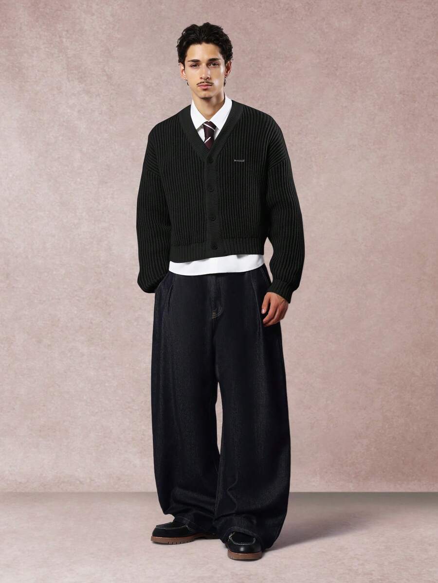 SUMWON 短款罗纹纽扣开衫 V 领长袖针织毛衣 秋冬季叠穿必备单品 - 黑色 - 查看 1