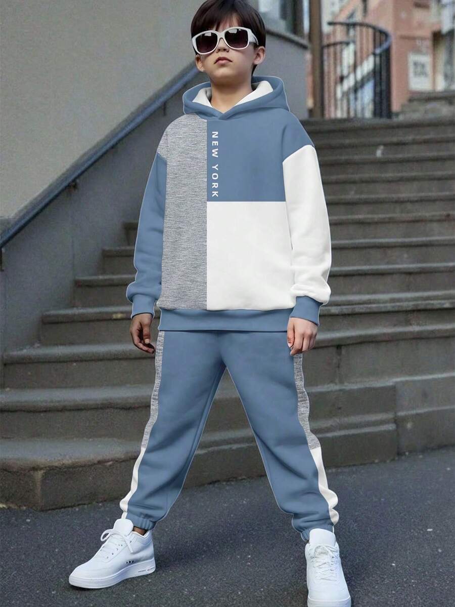 2件套青少年男童休闲宽松舒适长袖连帽衫和长裤套装，适合秋冬季节穿着，经典撞色拼接印花，经典纽约城市名称印花