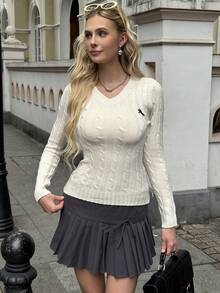 CovetEZ Women's Casual V-Neck Long Sleeve Knit Sweater With Knight Pattern And Stripes, Autumn/Winter Casual Everyday Wear Minimalist Style Sweater,Tops For School In Fall/Winter