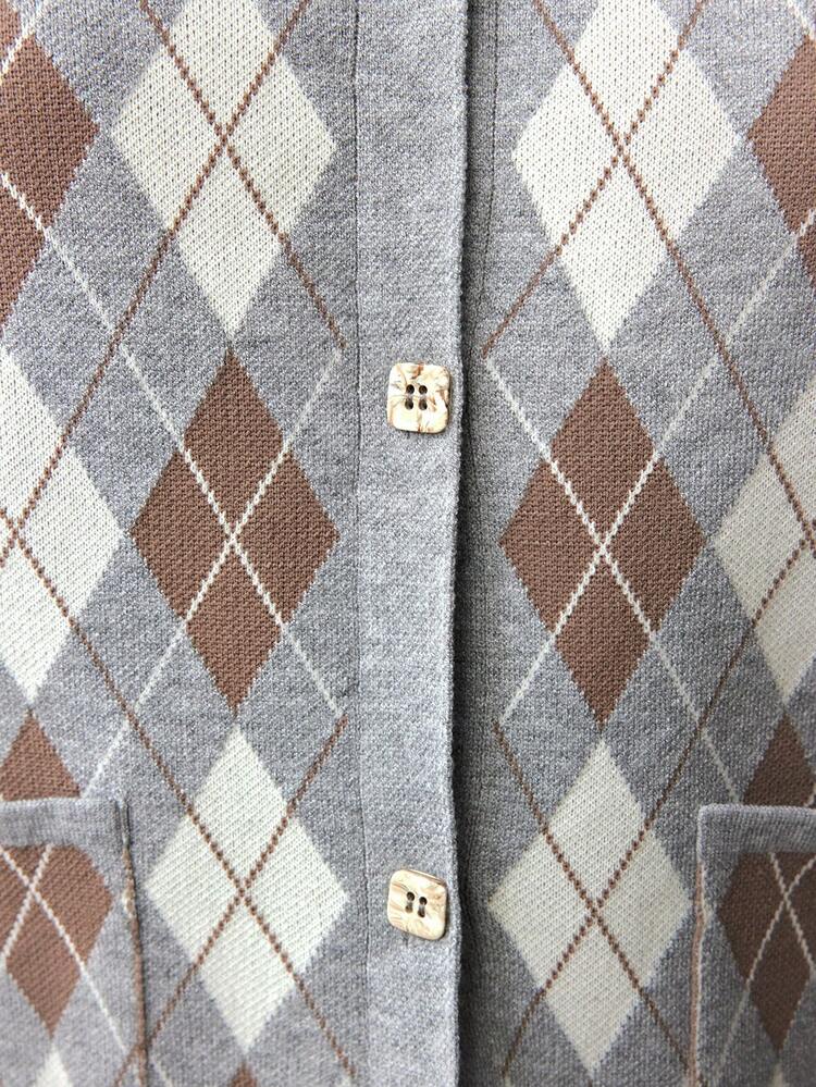 SHEIN Maija 2026 Spring's Multi-Color Plaid Criss-Cross Knitted Argyle Pattern Cardigan, Casual Urban Fashion, Loose Fit, Long Sleeve, Comfortable Business/Leisure Wear, Suitable For Office, Commuting, Social Events, Vacation,Women Cardigans For All Season, All-Match,Valentine Modern Urban Casual Fashion Business Casual Office Wear Low-Key Old Money Style Urban Commuting