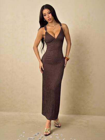 SHEIN PETITE Women's Dress Textured Knitted Dress Metal Button Decoration Backless Dress Brown Dress Elegant Women's Elegant Backless Sleeveless Dress, Summer Bodycon Maxi Dress Y2k Clothes Country Concert Outfit Old Money Streetwear Going Out Outfits