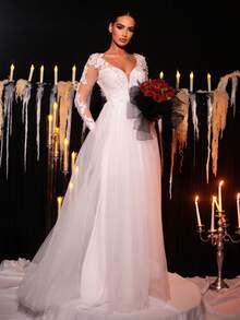 Glamrae 优雅奢华的刺绣蕾丝和网纱透视长袖鱼尾长裙，裙摆呈喇叭形，适合婚礼、派对、度假、晚宴、蜜月、情人节等场合。 - 米色 - 查看 6