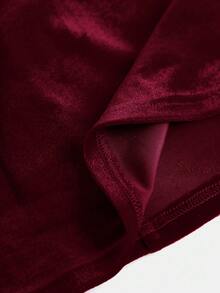 SHEIN Tween Girls Solid Red V-Neck Sleeveless Ruched Waist Velvet Elegant Party Dress Slim Mermaid Halter Neck Dress, For Christmas Party - Burgundy - View 3