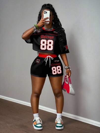 Slaydiva New Casual Sports Plus Size Women's Street Chic Jersey Style Outfit, Black & Red Color, 88 Number, English Letter & Star Print, Round Neck Short Sleeve Cropped Tee And Shorts, Plus Size Snowflake Fabric Sweatshirt Set, Comfortable For Spring & Summer