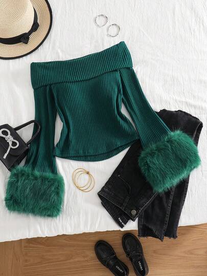 这款专为青春期女孩设计的新款长袖吊带背心上衣，采用露肩设计和蝴蝶结装饰，现已上市。它舒适、时尚、优雅、甜美、可爱、活泼、独特，是女孩们日常穿搭的必备单品。