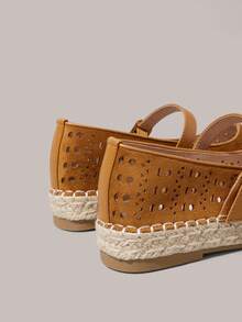 Styleloop 女士波西米亚风镂空设计搭扣休闲平底乐福鞋 - 棕色 - 查看 5