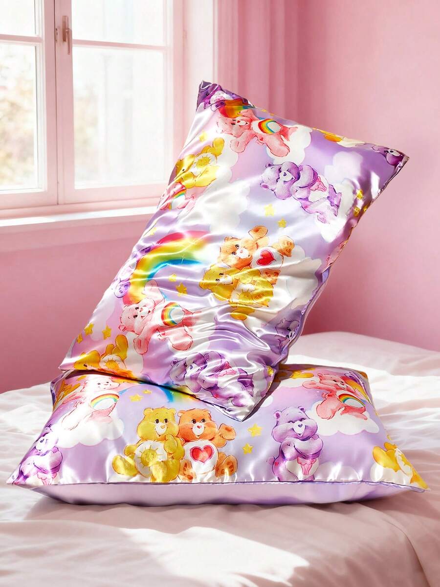 SHEIN X Care Bears 2 件可爱卡通图案枕套，紫色/粉色，缎纹面料，舒适凉爽，彩虹、云朵、泰迪熊印花 - 彩色 - 查看 1