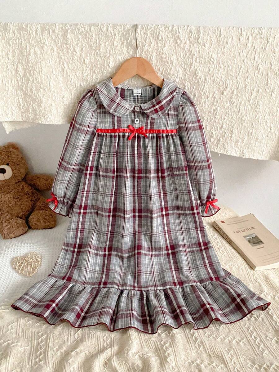 SHEIN 女孩聖誕格紋洋裝，秋季仙女家庭套裝英式彼得潘領睡袍，少女柔軟梭織睡衣睡裙 - 彩色 - 查看 1