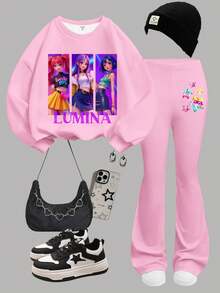 SHEIN 亮粉色，K-POP卡通动漫女孩肖像LUMINA，少女休闲简约加厚柔软舒适宽松圆领长袖连帽衫和喇叭裤两件套，适合秋冬季节穿着。 - 粉色 - 查看 4