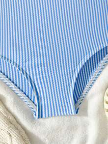 女童连体泳衣，蓝白条纹，可爱荷叶边不对称肩带，可调节肩带，荷叶边下摆 - 藍白色 - 查看 5