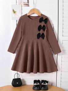 Emery Rose Kids Emery Rose Kids 少女优雅休闲圆领套头开衩中长连衣裙，适合上学、日常休闲穿着，秋冬季款 - 棕色 - 查看 4