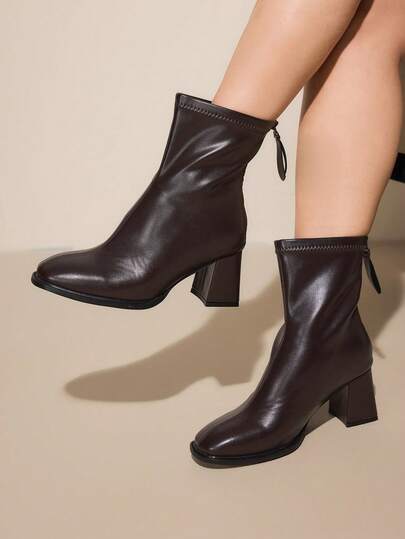 CUCCOO CURVES Botines de tacón ancho y grueso para mujer de talla grande, Otoño/Invierno 2025