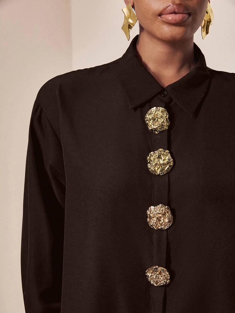 EMERY ROSE Plus Size Black Shirt With Elegant Metal Decor Button - Brown - View 1