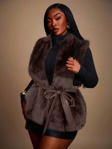 Radiana 大码女式无袖束腰人造皮草外套，适合性感妩媚的职场女性、舞会、晚宴、情人节、邮轮旅行、通勤、商务、复古、派对、度假、外出、老钱风、层次丰富的穿搭、约会之夜、聚会、极简主义、生日、正式场合、辣妹风、伊比沙岛风、纳什维尔风、休闲、低调、时尚、休闲、购物、街头风、外出等各种场合，凸显身材，秋冬季完美展现您的曲线。 - 咖啡棕 - 查看 1