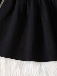 SHEIN Elladie kids 年轻女孩优雅珍珠装饰圆领长袖针织毛衣裙，适合休闲、户外、旅行、度假、居家、日托、娱乐、学校、派对