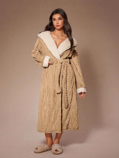  Lazeform 纯色撞色滚边连帽长袖抓绒睡袍（女款）