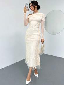 SHEIN X Scot Louie Firerie Váy ôm sát tay dài thêu lưới dành cho nữ, thanh lịch, tinh tế, lãng mạn, trang trọng, vai lệch, phù hợp cho các buổi hẹn hò, dạ hội, tiệc tùng, ngày lễ năm mới, thời trang - Màu be - Xem 10
