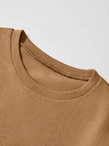 EURMUSE Bộ 2 món áo nỉ cổ tròn tay dài in chữ và quần nỉ cạp rút cho nam - Màu be - Xem 4