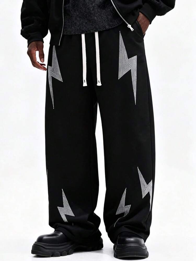 Pantalón deportivo con estampado de rayo y cordón ajustable