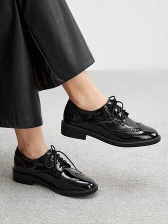 CUCCOO BIZCHIC Mocasines de estilo británico con cordones y puntera redonda, de color negro, planos, para mujer, zapatos planos de oficina y trabajo