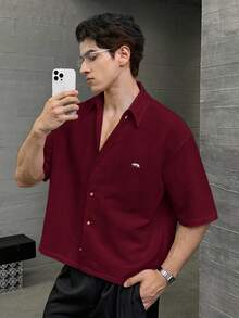 ESTAVOR Men's Casual Fashion Woven Short Sleeve Shirt With Embroidered Polar Bear Design, Suitable For Summer - Burgundy - View 2