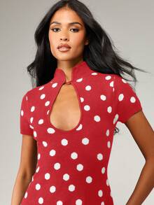 MISSGUIDED 波点迷你针织连衣裙，高领镂空设计，修身短袖，秋冬款，罗纹下摆 - 酒紅色 - 查看 3