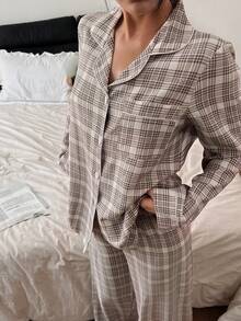 SHEIN 女士格子泡泡纹理翻领上衣和裤子睡衣套装，柔软舒适，格子图案，纽扣开襟，棕色，两件套，冬季服装 - 彩色 - 查看 8
