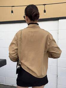 Andrea Bello 女士休闲通勤短款夹克，独特设计复古翻领风衣轻薄外套 - 卡其色 - 查看 2