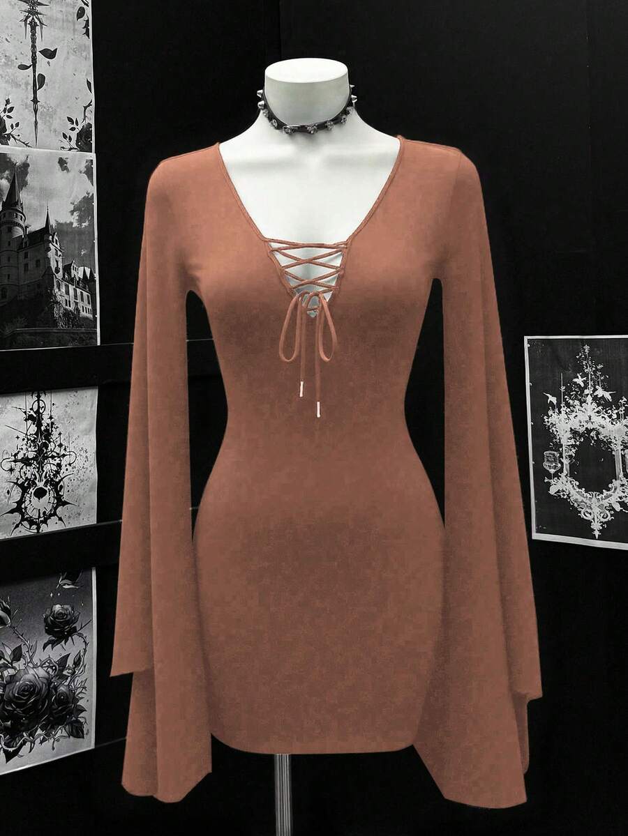 SHEIN Unity 女士休闲纯色V领短裙 - 珊瑚橙 - 查看 1