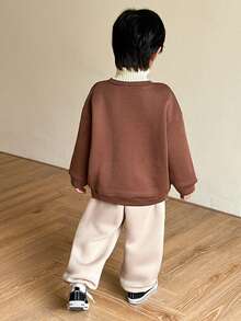 SHEIN 儿童/男童休闲韩版可爱小熊印花圆领套头针织卫衣，适合通勤、上学、日常休闲、旅行、运动，春夏秋冬皆宜。 - 棕色 - 查看 2