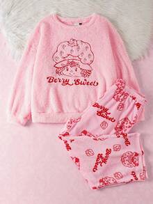 Strawberry Shortcake X SHEIN 加大码卡通人物刺绣圆领长袖上衣和裤子泰迪绒毛睡衣套装，女士冬季粉色睡衣，舒适保暖 - 粉色 - 查看 1