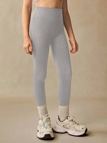 SHEIN Seamluxe Sport 高腰罗纹无缝修身女童紧身裤 - 云朵般柔软，第二层肌肤般柔软，速干透气，四向弹力紧身裤，适合跑步、骑行、瑜伽、泡菜球运动、休闲，黑色 - 淺灰色 - 查看 6