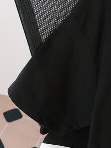 TOM & JERRY X SHEIN Men's Casual Street Daily Commute Funny Cartoon Letter Graphic Loose Fit Black T-Shirt, Suitable For Summer And Valentine's Day - Black - View 5