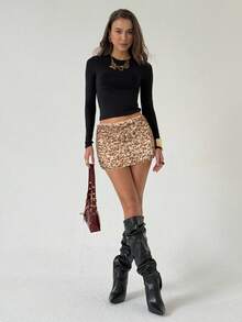 Aloruh 亮片装饰紧身迷你裙，低腰设计，适合派对和音乐节穿着 - 香檳色 - 查看 1