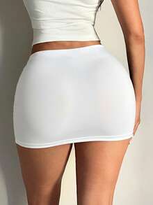 SHEIN SXY Plus Size Women's Solid Color Basic White Sexy Casual Mini Bodycon Skirt (With Leggings)