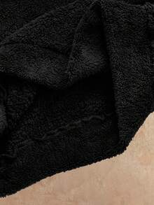 Manfinity VCAY Men's Letter Embroidered Crew Neck Long Sleeve Casual Fleece Sweatshirt Men Sweatshirts Black Sweatshirt Black Graphic Sweater Fluffy Sweatshirt Crew Neck Pullover - Black - View 8